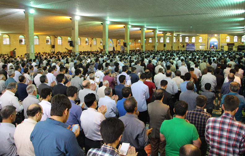مردم خوی غرق در شکوه نماز عید فطر + تصاویر