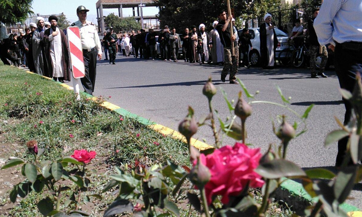 عزاداری خیابانی سالروز شهادت امام جعفر صادق(ع) در خوی برگزار شد