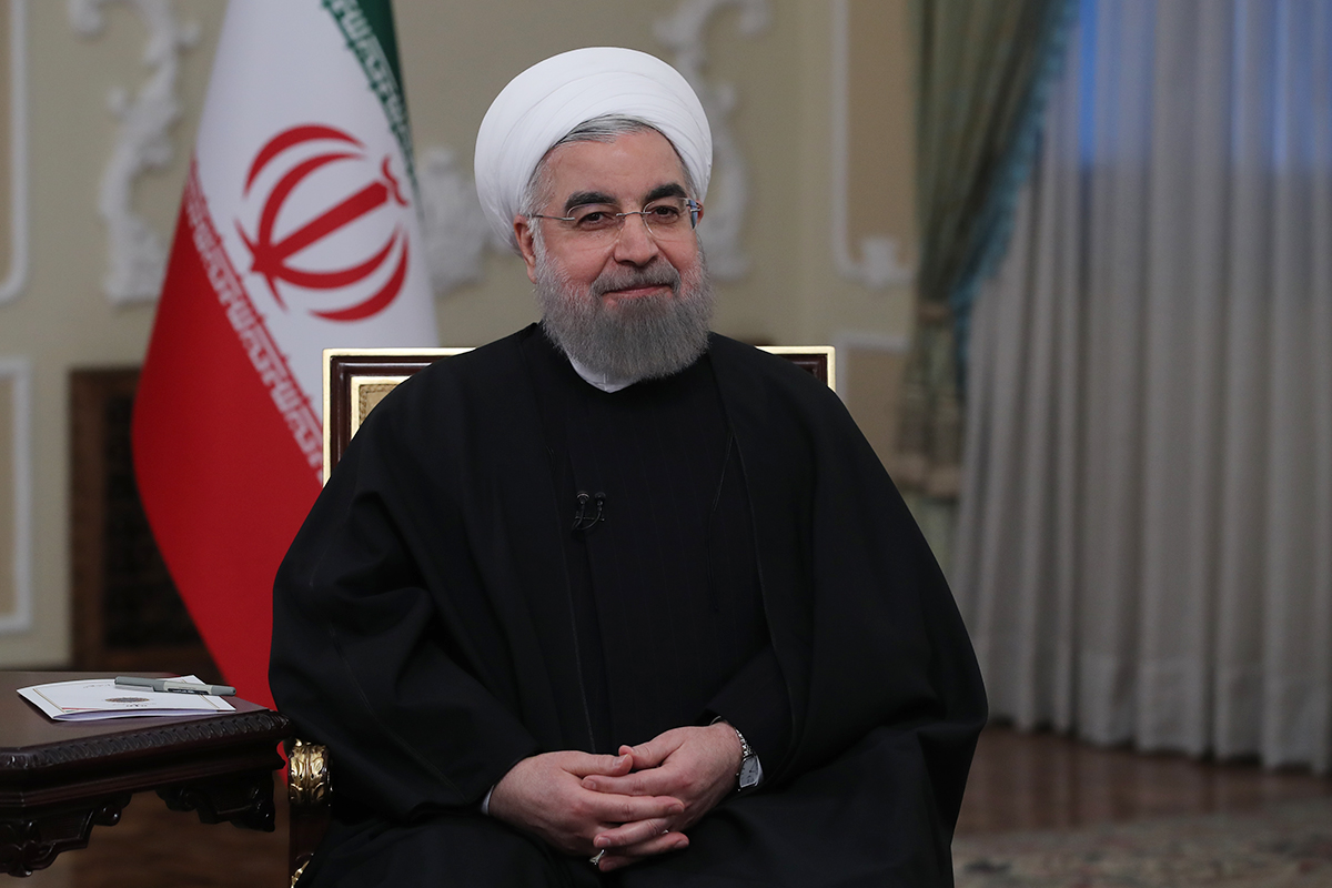 ملت ایران در برابر دیکتاتوری همچون آمریکا سر تسلیم فرود نمی‌آورد