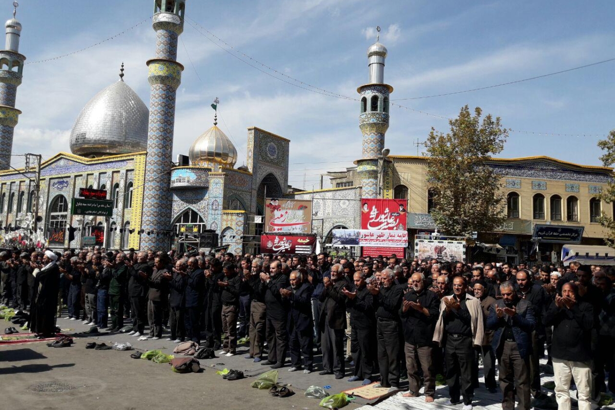 نماز ظهر عاشورا در خوی اقامه شد