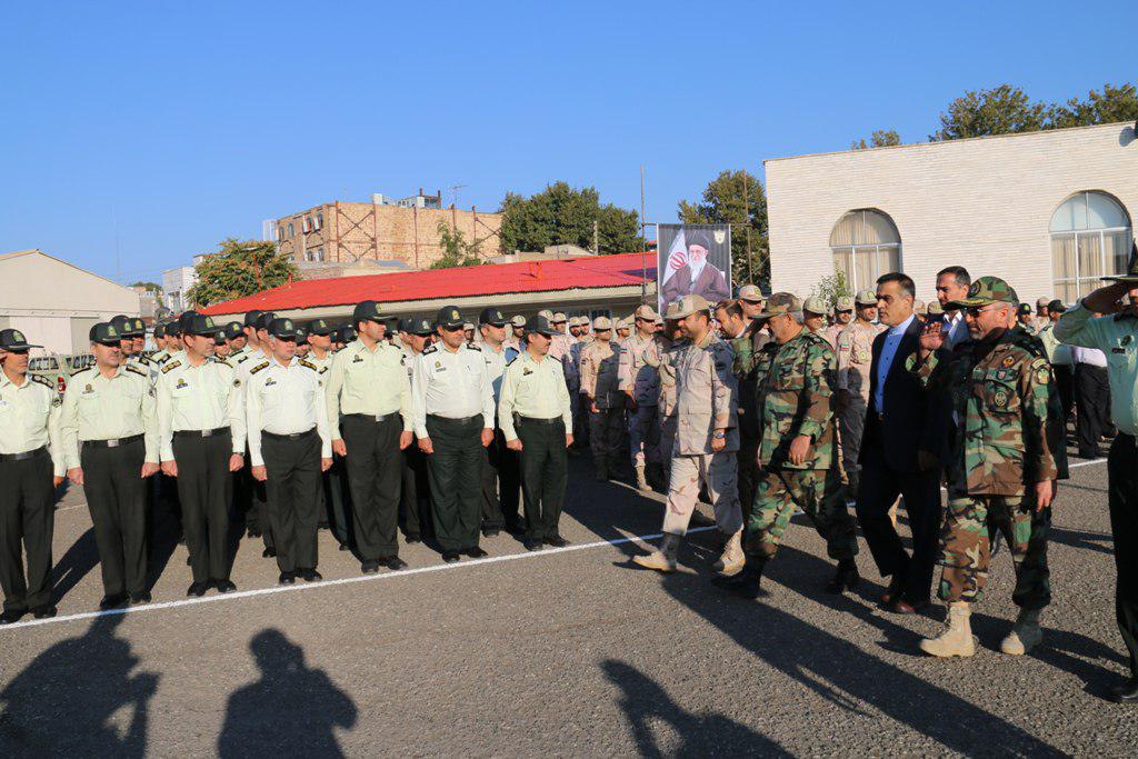 آیین صبحگاه مشترک نیروی های مسلح در محل ستاد فرماندهی انتظامی شهرستان خوی برگزار شد