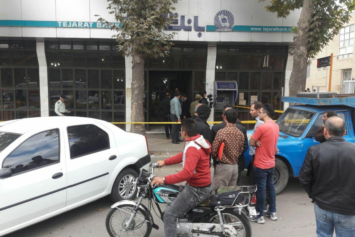 سارقان بانک تجارت خوی دستگیر شدند
