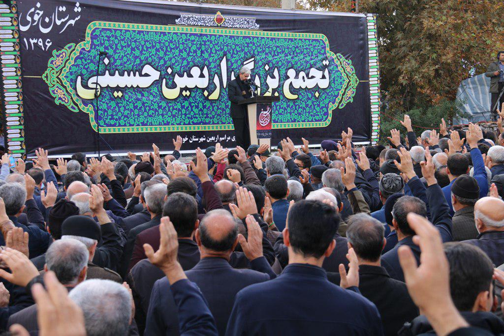 تجمع بزرگ عزاداران حسینی برای ششمین سال متوالی همزمان با اربعین اباعبدالله الحسین (ع) در خوی برگزار شد