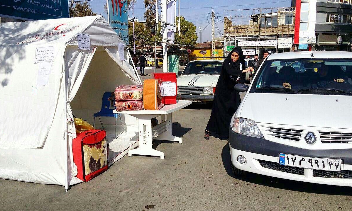 همدری مردم شهرستان خوی با زلزله زدگان غرب کشور