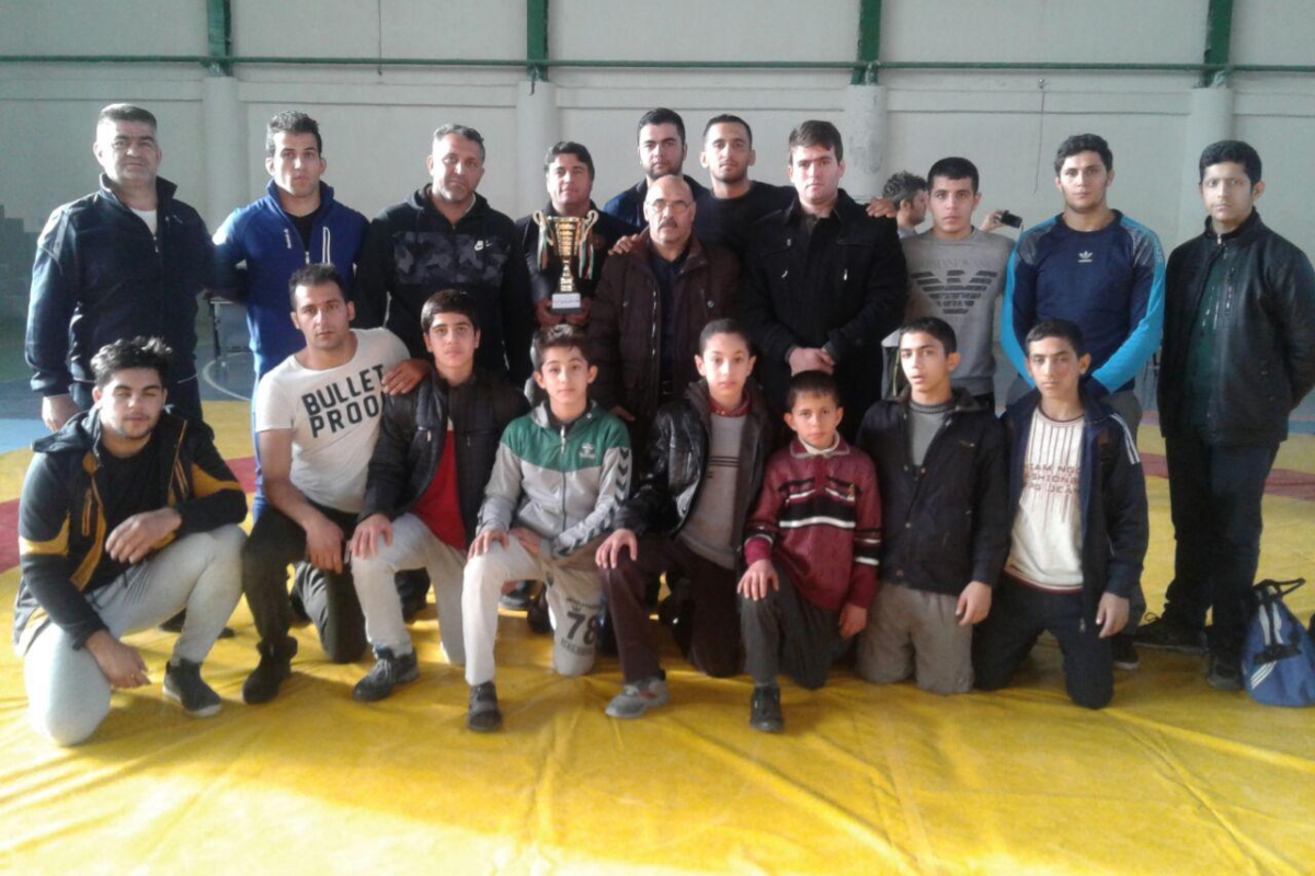 کسب مقام نخست توسط کشتی گیران نونهال خویی در مسابقات چند جانبه میاندوآب