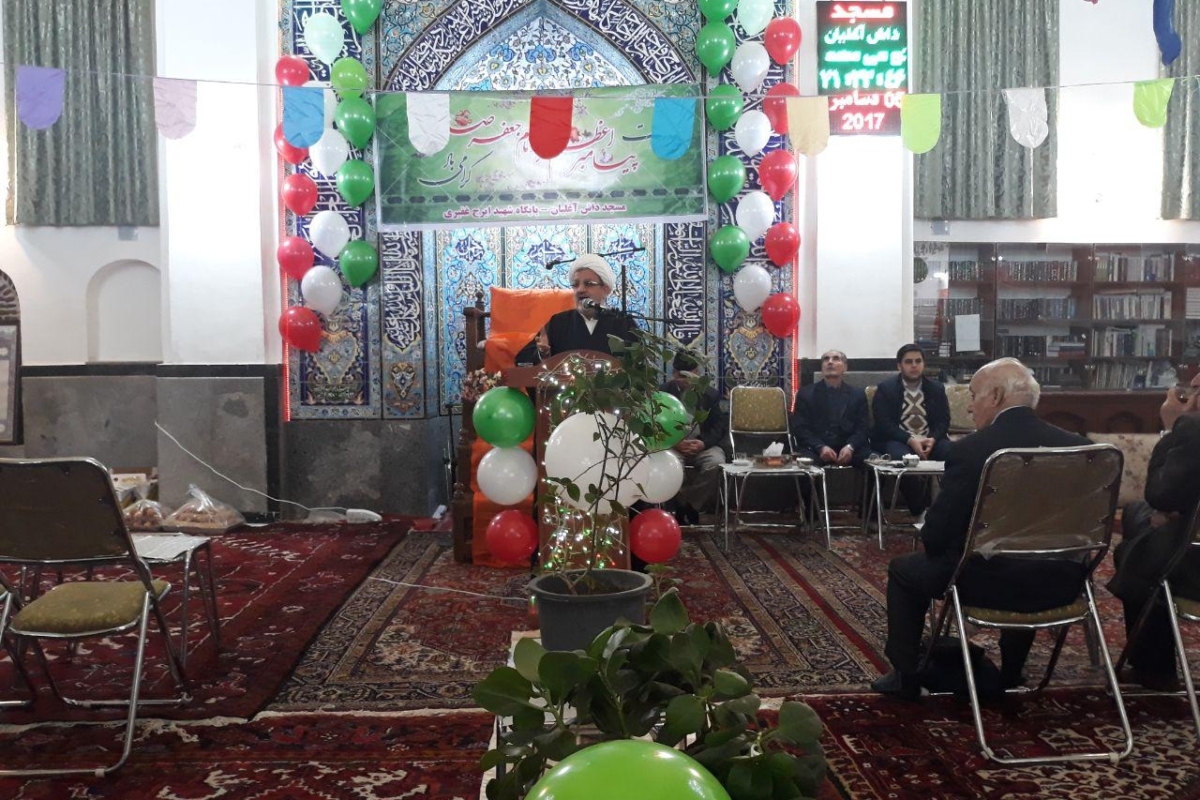 جشن میلاد پیامبر اکرم(ص) و امام جعفر صادق(ع) در خوی برگزار شد