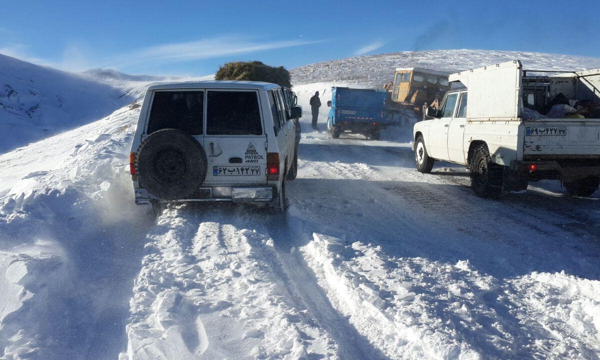 بازگشایی ۶ راه ارتباطی روستاهای  مسدود شده در مناطق صعب العبور خوی