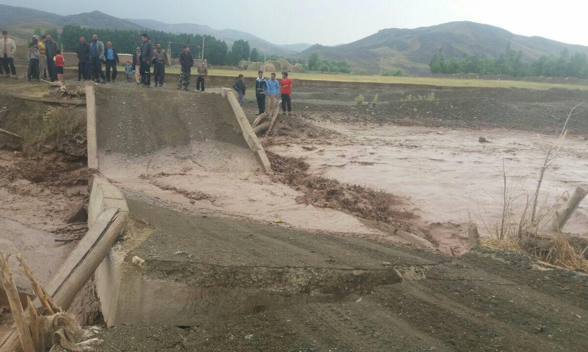طغیان رودخانه‌ الند خوی جان پدر و پسر اهل روستای قریس را گرفت