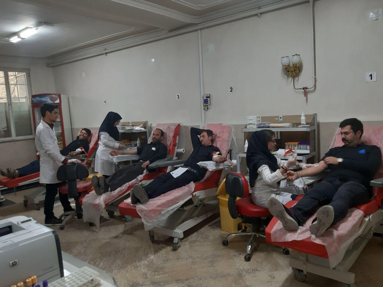 شرکت بیش از ۲ هزار نفر در پویش نذر خون شهرستان خوی