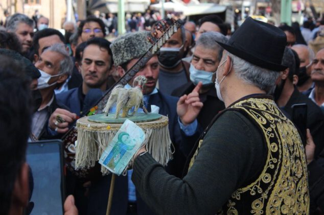 آیین سنتی تکم گردانی در خوی