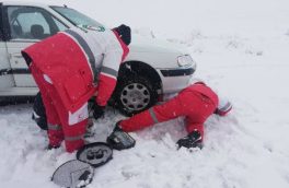 امدادرسانی به ۸۱ نفر گرفتار در برف و کولاک منطقه الند خوی