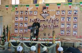 پاسداران لباس پاسداری را برای امنیت مردم و پاسداری از ایران اسلامی بر تن کرده اند
