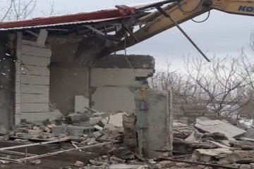 اتمام آواربرداری ۱۸۰۰ واحد تخریبی در مناطق زلزله‌زده خوی