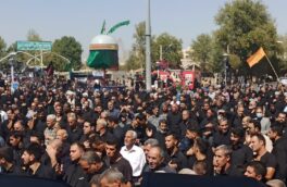 تجمع بزرگ عزاداران اربعین حسینی در میدان شیخ نوایی شهرستان خوی